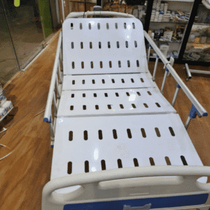 Lit Médicalisé Électrique avec Cadre Estampé et Réglages d'Angle