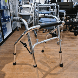 Le Déambulateur Fixe : Une Aide Pratique pour la Mobilité à Domicile.